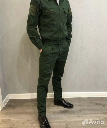 Офисная военная форма. Зеленая