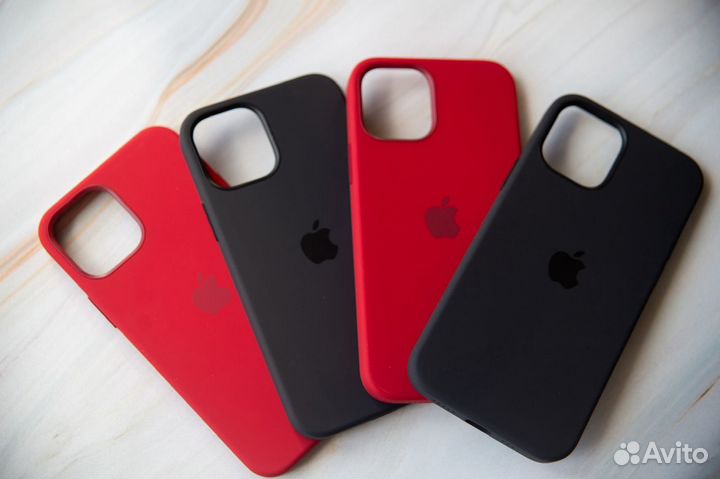 Чехлы для iPhone 12 с MagSafe
