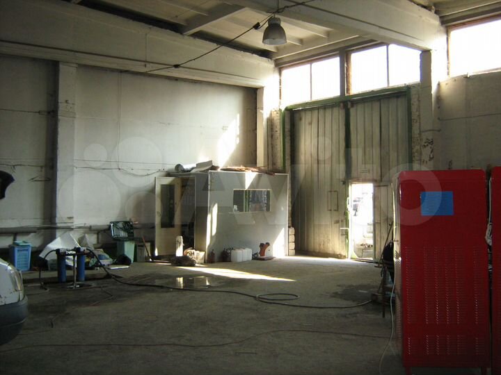 Производство, 1200 м²
