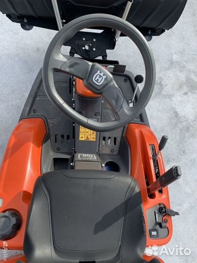 Husqvarna R 213C Садовый трактор (райдер)