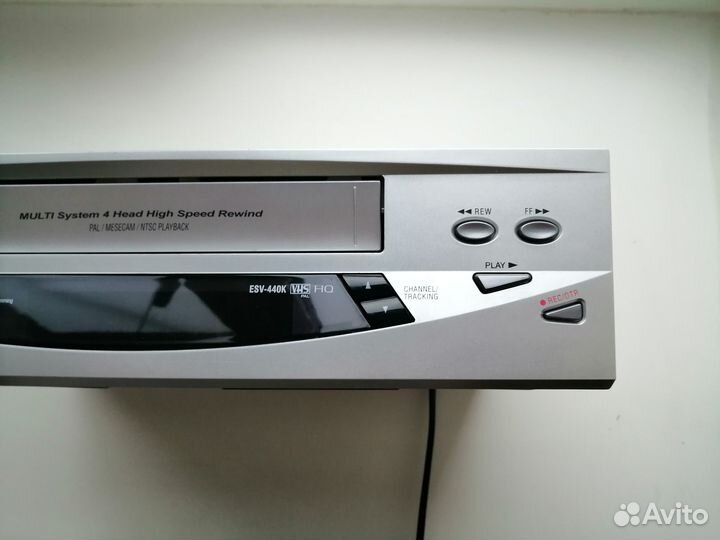 Видеомагнитофона Daewoo ESV-440K