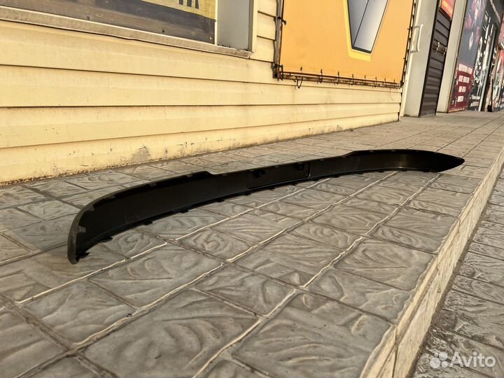 Молдинг переднего бампера Hyundai Getz 2005-2011