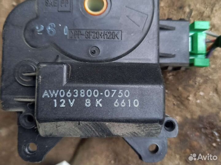 Honda Pilot 2 сервопривод печки