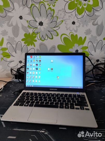 Отличный ноутбук Samsung np350u2b