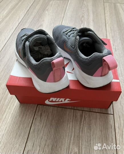Кроссовки для девочки 27 размер nike