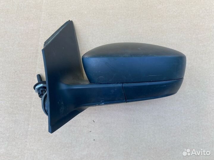Зеркало левое Volkswagen Polo 5 sedan