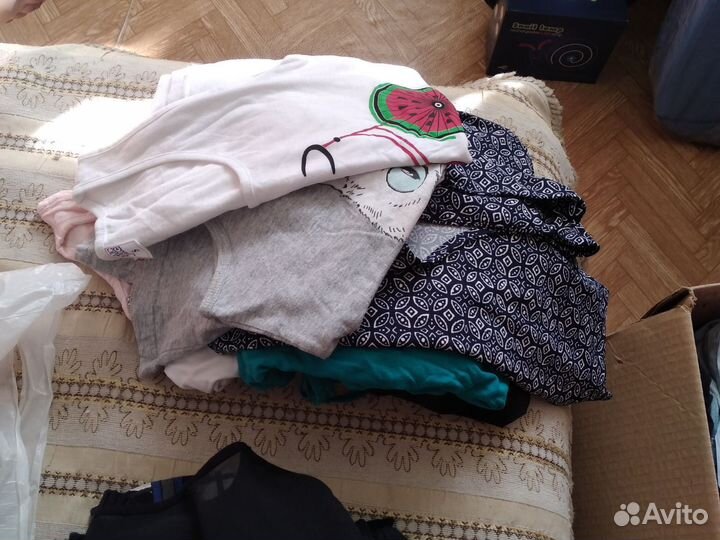 Вещи для женщины и девушки