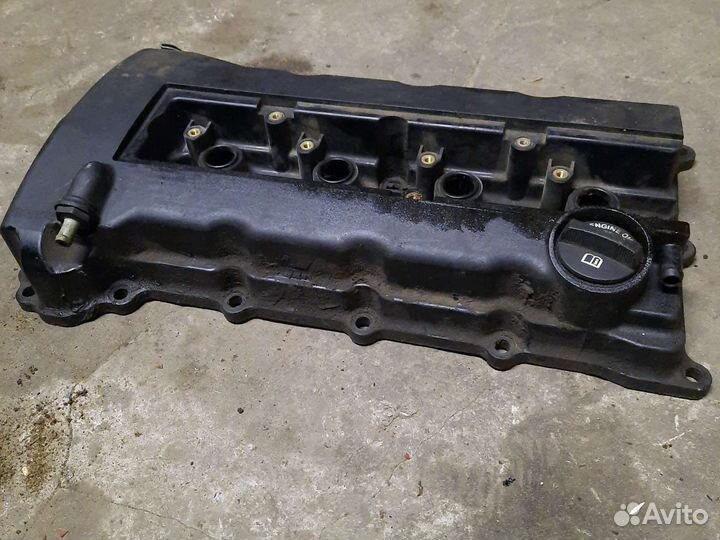 Клапанная крышка Mitsubishi lancer 10