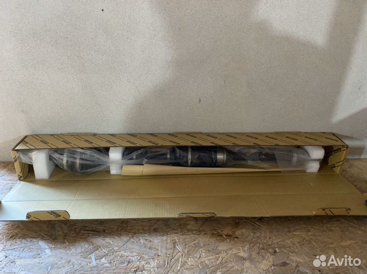 Привод передний правый Toyota Camry 50 / 55 3.5