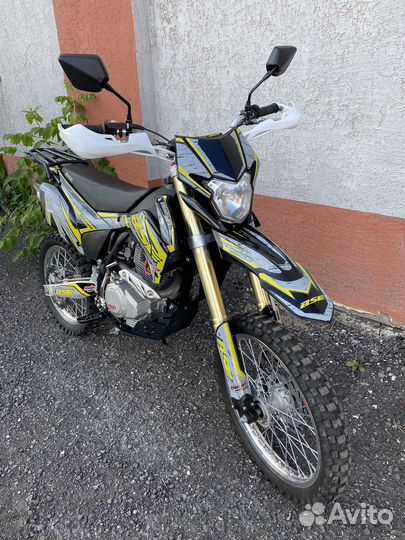 Мотоцикл BSE Z3