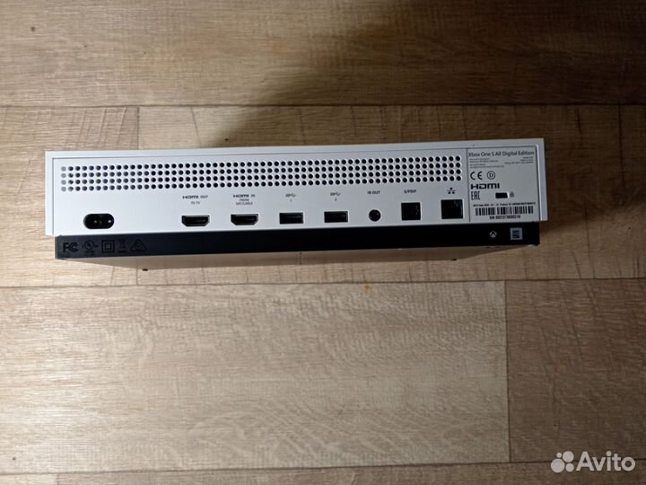 Xbox one s all digital edition 1tb