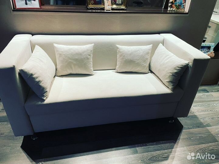 Офисный диван