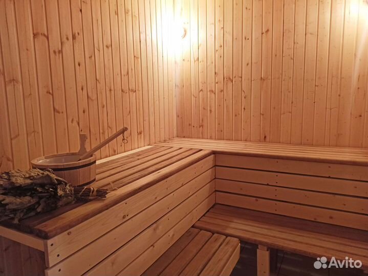 Семейная баня с тёплым бассейном и караоке