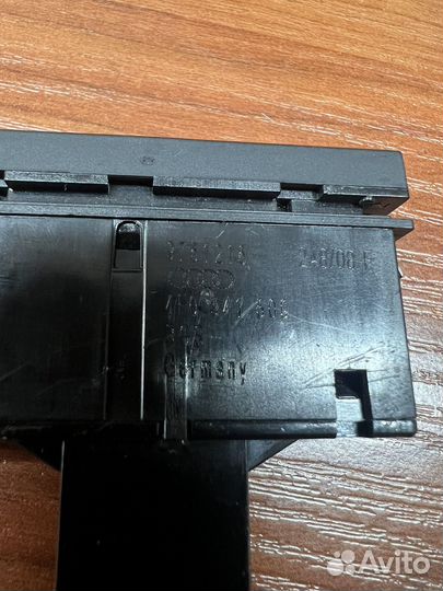 Кнопка аварийной сигнализации Audi A6 C6