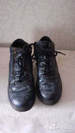 Полуботинки