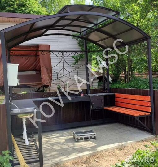 Беседка с мангалом