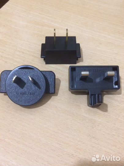 Набор адаптеров US-2, UK-2, AUS-2 11.8593 новые