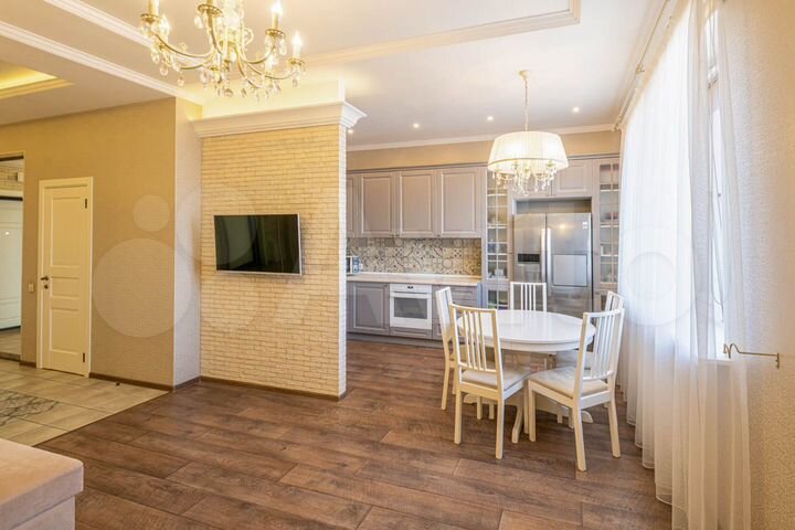 3-к. квартира, 110,9 м², 10/16 эт.