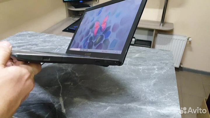 Ноутбук Asus (Intel core i5, ssd 240 Гб )