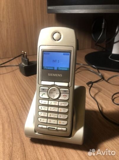 Телефон Siemens Gigaset S645