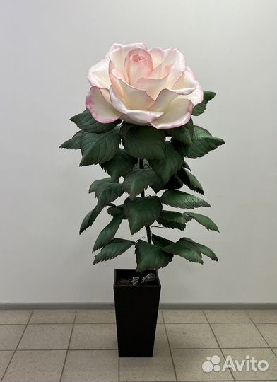 Декоротивные светильники, композиции