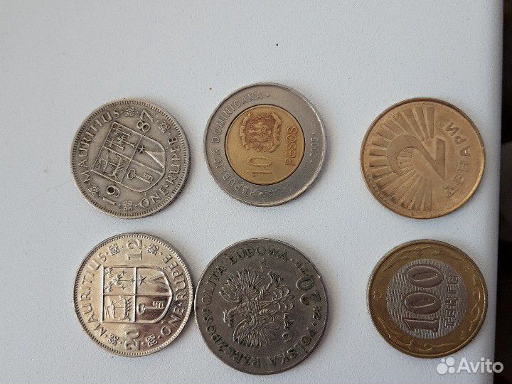 Зарубежные монеты и жетоны