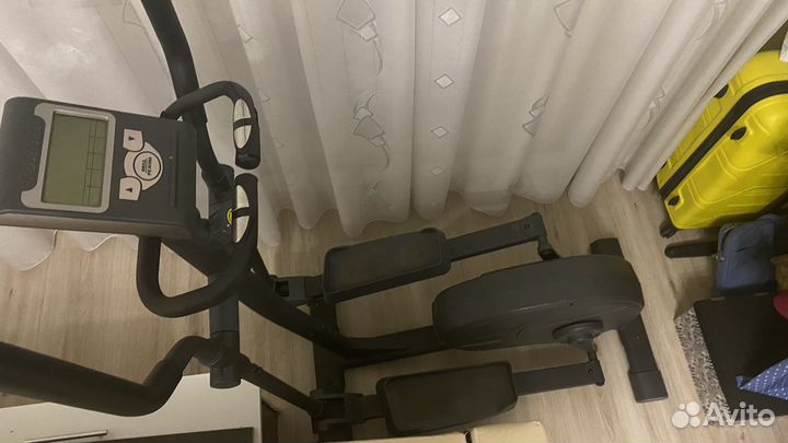 Эллиптический Тренажер эллипсоид