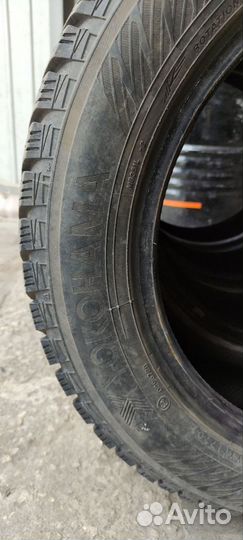 Yokohama Ice Guard IG65 205/55 R16