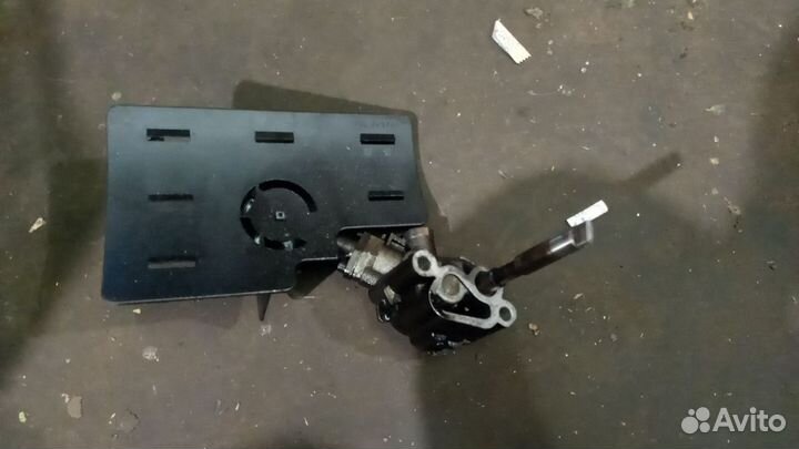 Насос масленый Audi Volkswagen 2.0