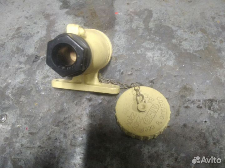 Розетка судовая рш2 41 м1