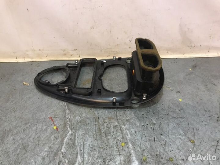 Рамка магнитолы Citroen Xsara Picasso универсал