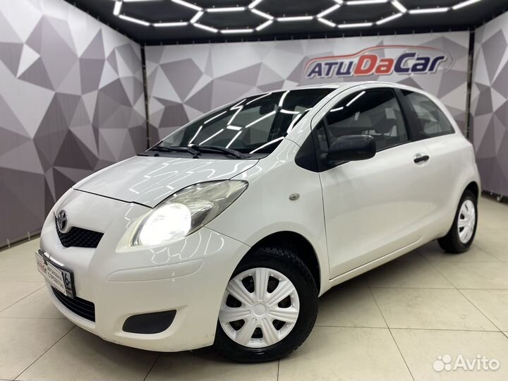 Toyota Yaris 2009 седан 1 3