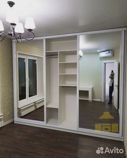 Шкаф купе. Бесплатная доставка