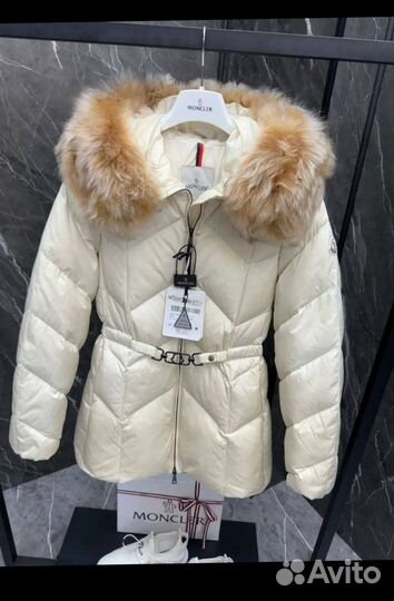 Пуховик Moncler Loriot женский