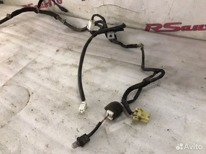 Проводка двери передняя правая Hyundai Sonata 4