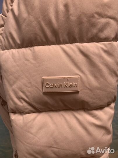 Пуховик calvin klein s