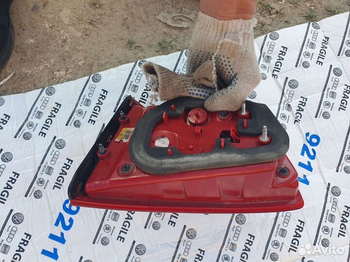 Фонарь левый внутренний Kia Sportage 3