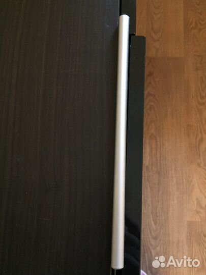 Мебельная ручка