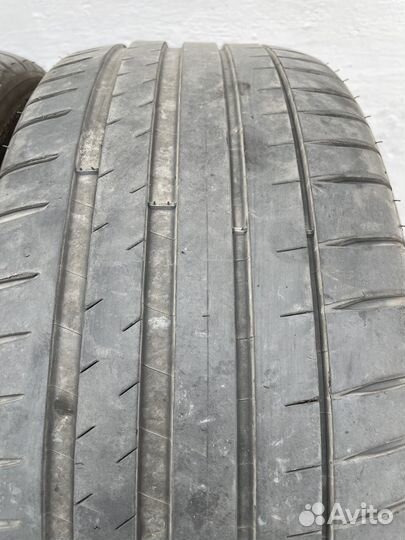 Michelin Pilot Sport 4 245/45 R19 102Y