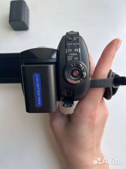 Видеокамера Sony HDR SR10E