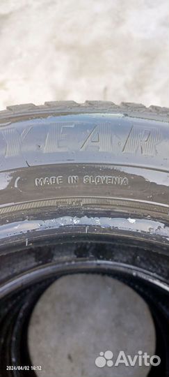 Goodyear Vector 4Seasons Gen-2 205/55 R16
