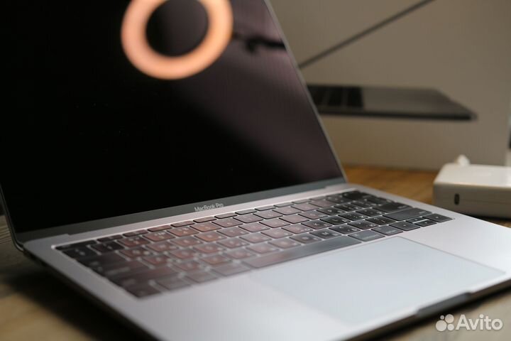 Macbook pro Space grey (A1708)