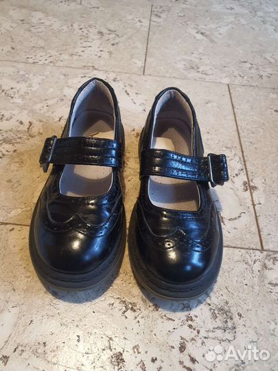 Туфли девочке р.33