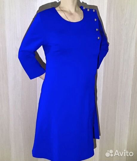 Синее платье