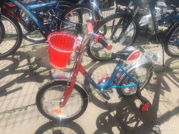 Детский велосипед новый