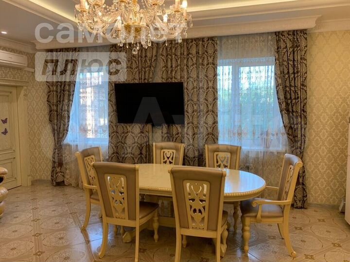 Коттедж 236,1 м² на участке 10 сот.