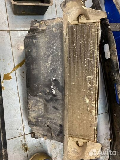 Радиатор охлаждения Volkswagen Passat B3