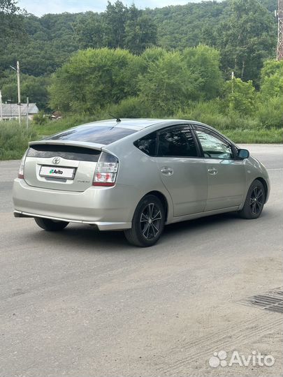 Toyota Prius 1.5 AT, 2003, 200 000 км