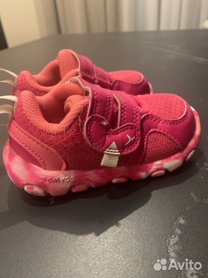 Кроссовки декатлон 22