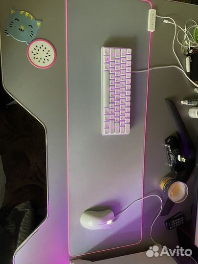 Набор клавиатура мышь коврик для игр Razer